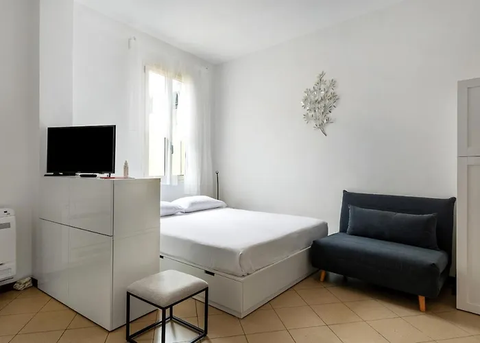 아파트 White Leaves By Wonderful Italy *